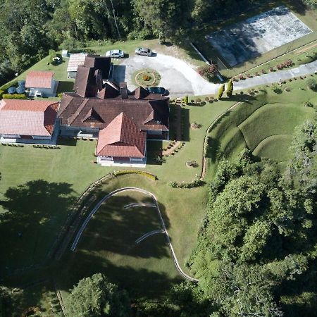 Bukit Lowick Bungalow ตานาห์ราตา ภายนอก รูปภาพ
