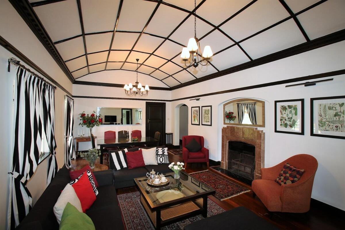 Bukit Lowick Bungalow ตานาห์ราตา ภายนอก รูปภาพ