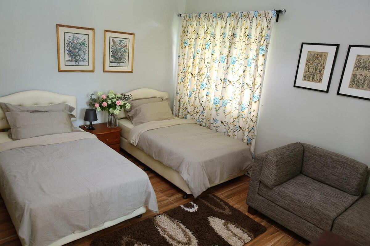 Bukit Lowick Bungalow ตานาห์ราตา ภายนอก รูปภาพ